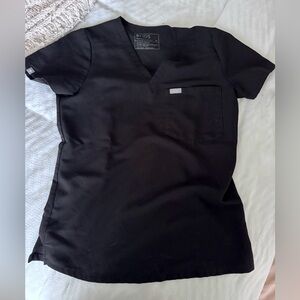 FIGS, XS Catarina top in black